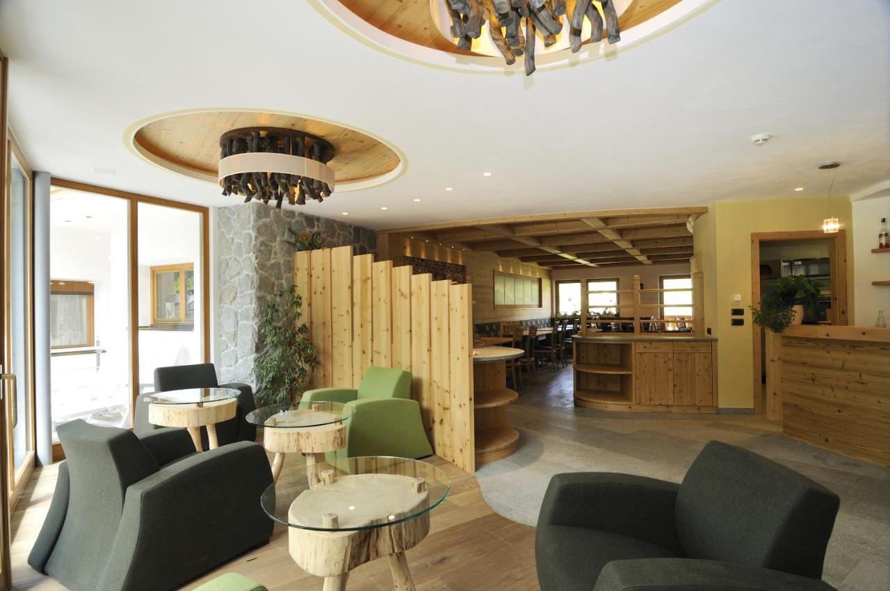 Hotel Chalet Dlaces Selva di Val Gardena Exterior foto