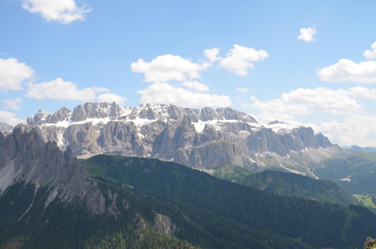 Hotel Chalet Dlaces Selva di Val Gardena Exterior foto