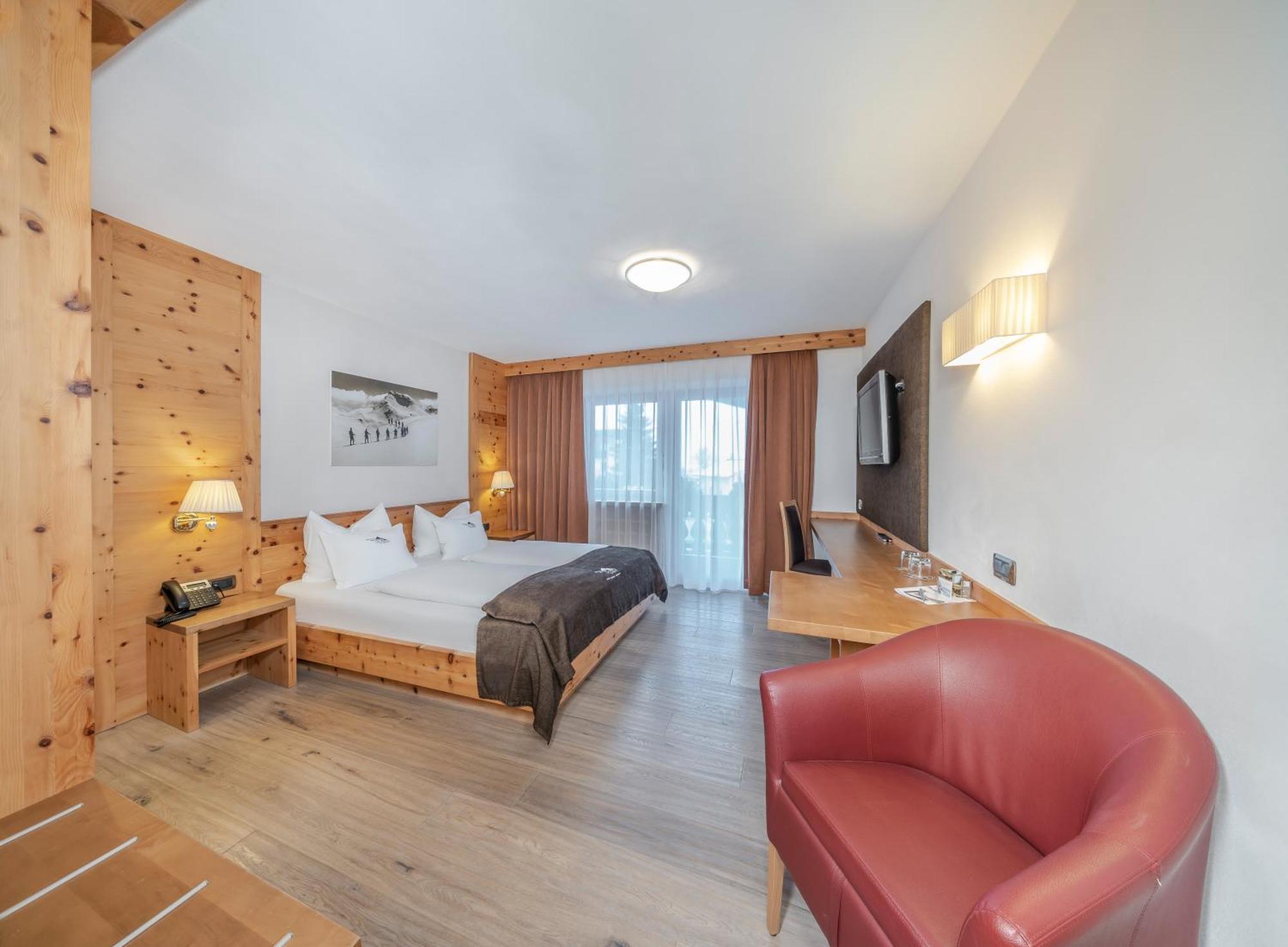 Hotel Chalet Dlaces Selva di Val Gardena Exterior foto