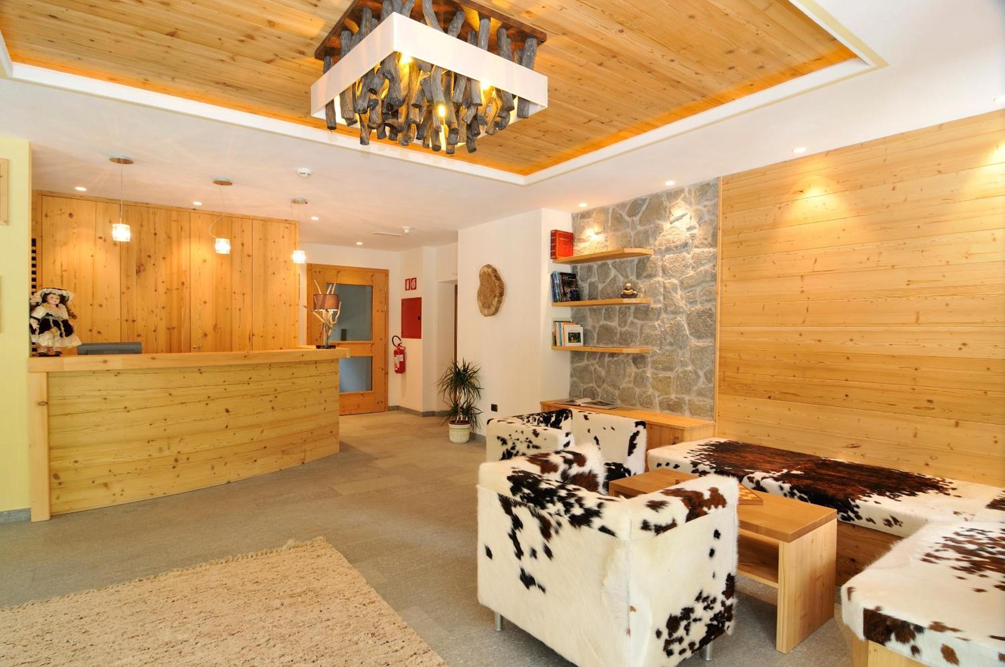 Hotel Chalet Dlaces Selva di Val Gardena Exterior foto